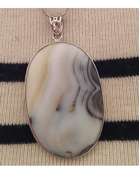 Pendentif argent en agate naturelle Pendentif argent en agate naturelle