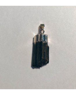 Pendentif Tourmaline Noire brute Pendentif Tourmaline Noire brute