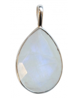 Pendentif Pierre de Lune Forme ovale Pierre facettée sertie Pendentif Pierre de Lune Forme ovale Pierre facettée sertie
