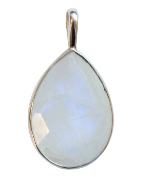 Pendentif Pierre de Lune Forme ovale Pierre facettée sertie Pendentif Pierre de Lune Forme ovale Pierre facettée sertie