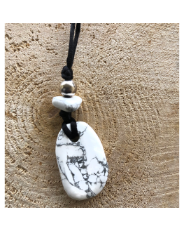 Collier Magnésite - Perle métallique - Cordon noir ajustable Collier Magnésite - Perle métallique - Cordon noir ajustable