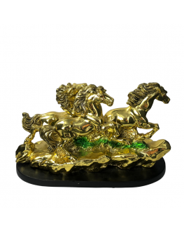 Statuette trois chevaux