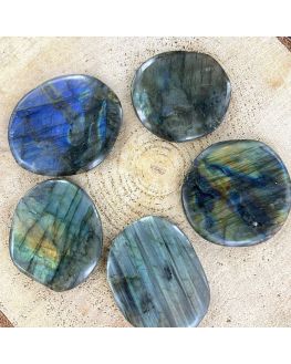 Pierre plate en labradorite Pierre plate en labradorite