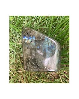 Labradorite polie à poser 330g pièce unique