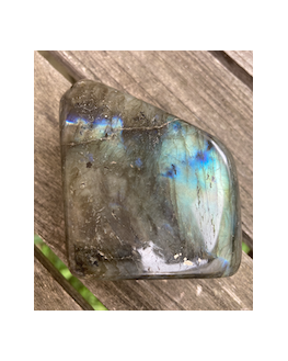 Labradorite polie à poser 330g pièce unique Labradorite polie à poser 330g pièce unique