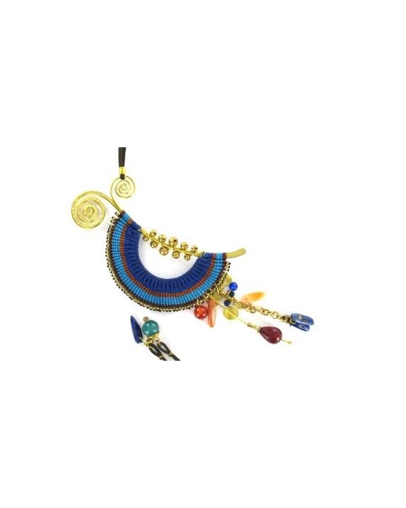 Collier Ethnique demie lune avec du Lapis Lazuli et de la Cornaline Collier Ethnique demie lune avec du Lapis Lazuli et de la Cornaline