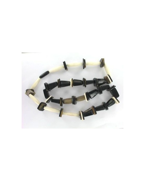 Collier - Corne - Ethnique - Tubes style africain Collier - Corne - Ethnique - Tubes style africain